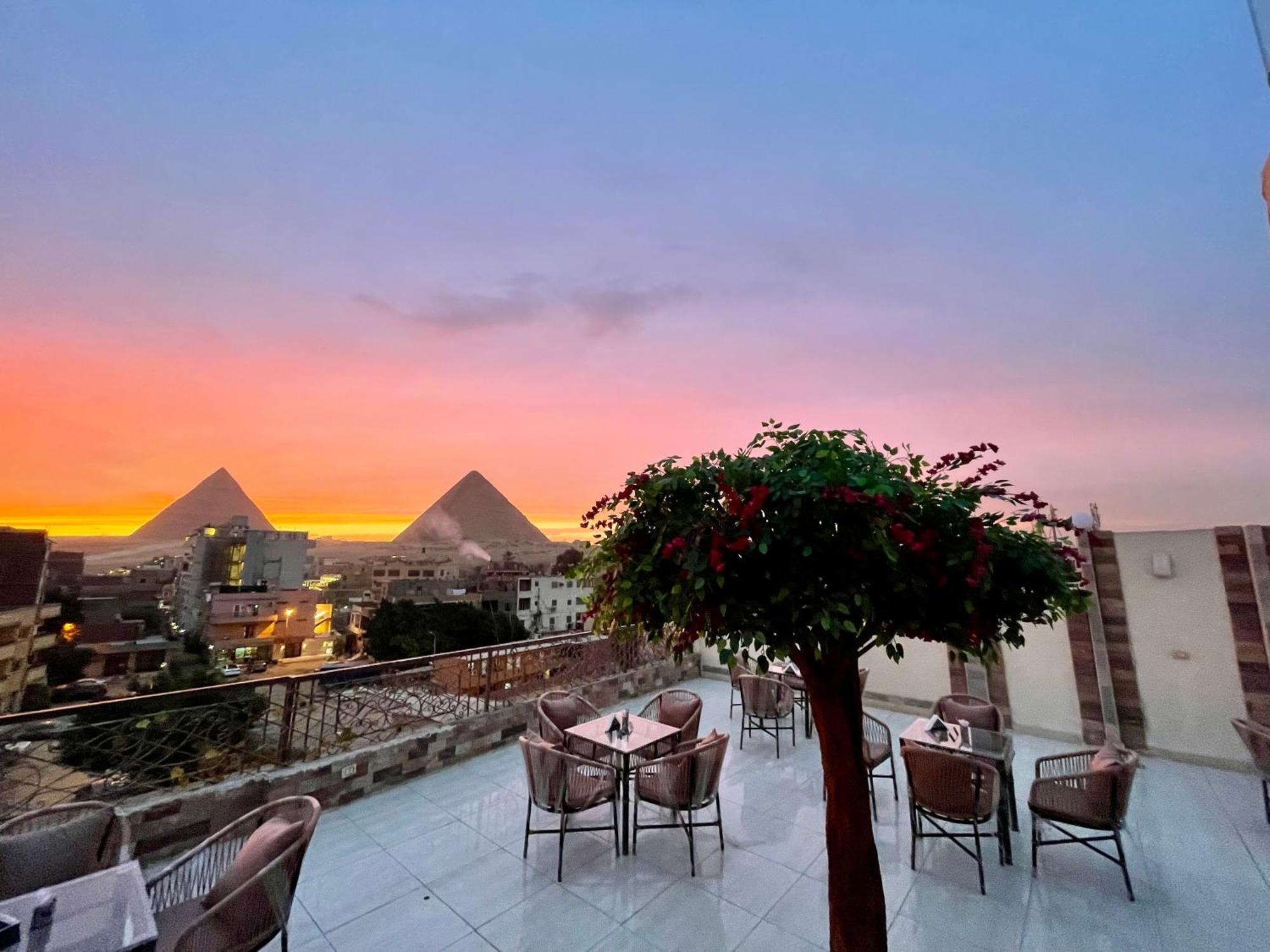 Pyramids Homeland 3*