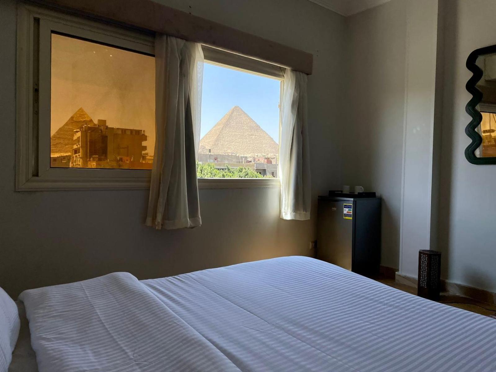 Hotel Pyramids Homeland